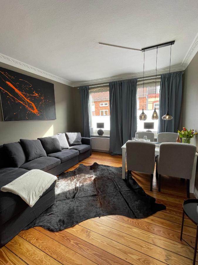 Altbaucharme Deluxe Mit Balkon In Zentraler Lage Leilighet Kiel Eksteriør bilde